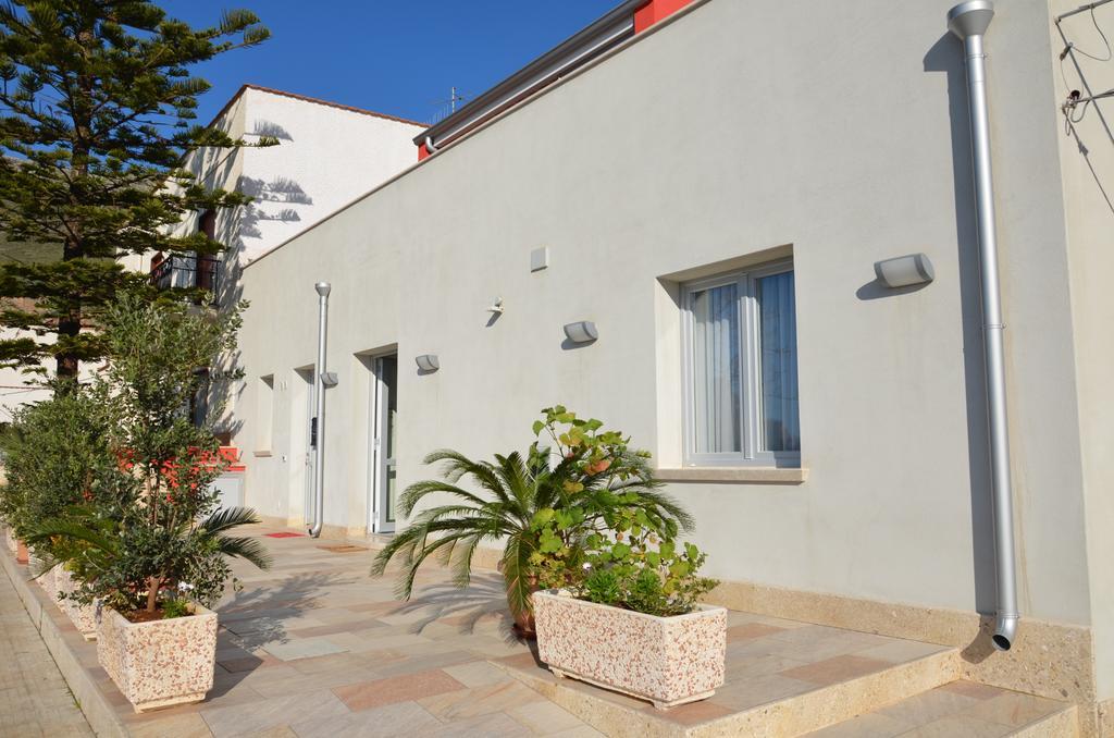 B&B Albatros Castelluzzo Bagian luar foto