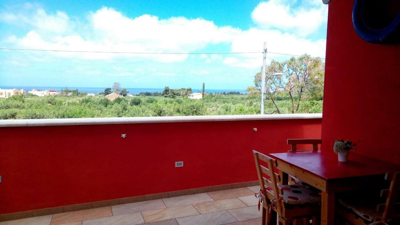 B&B Albatros Castelluzzo Bagian luar foto